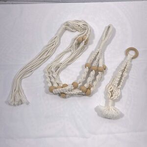 NWOT Bohemian style macramé plant, hanger, and keychain​​​​​​​​​